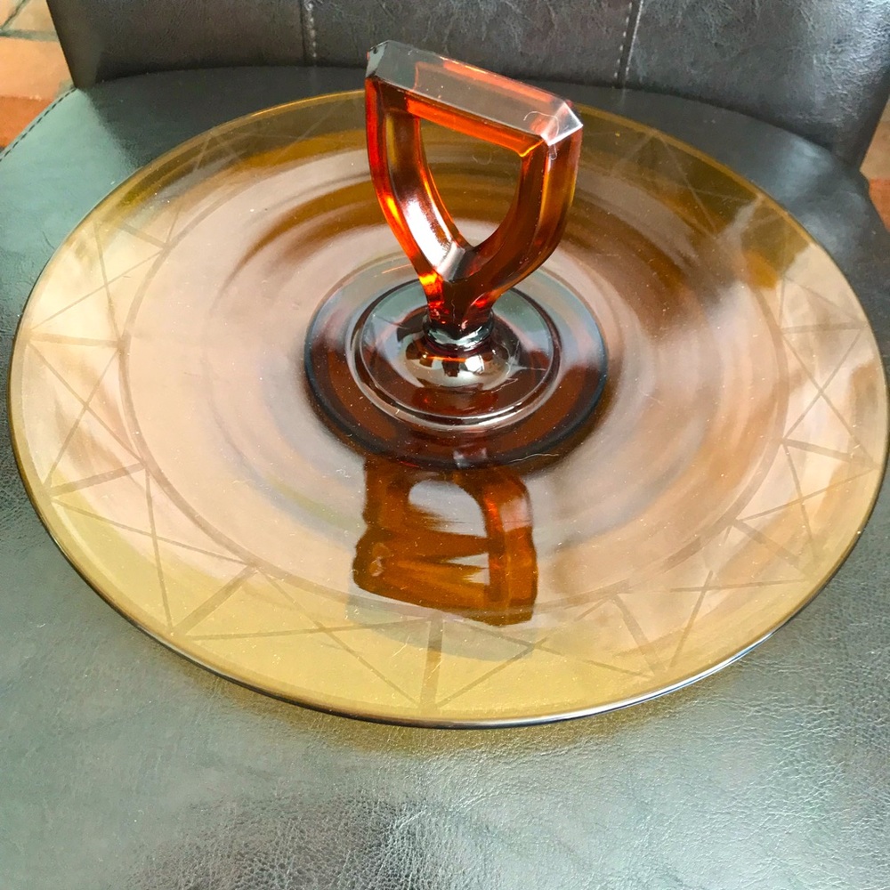 Amber INDIANA GLASS Sandwich Plate. Exc. Vintage Condition. 11” diameter.